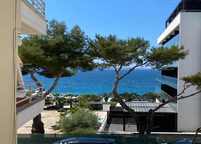 Bello Apartments
