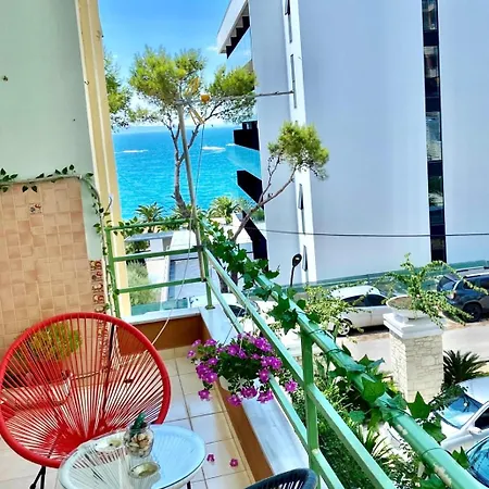 Bello Apartments Apartment *