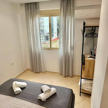 Bello Apartments Apartment