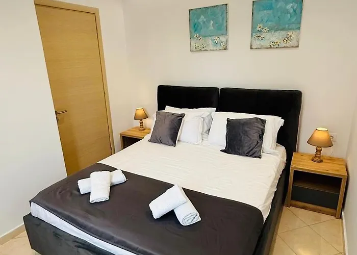 Bello Apartments Apartament